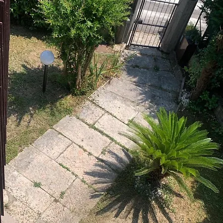 Sirmiolake House * シルミオーネ
